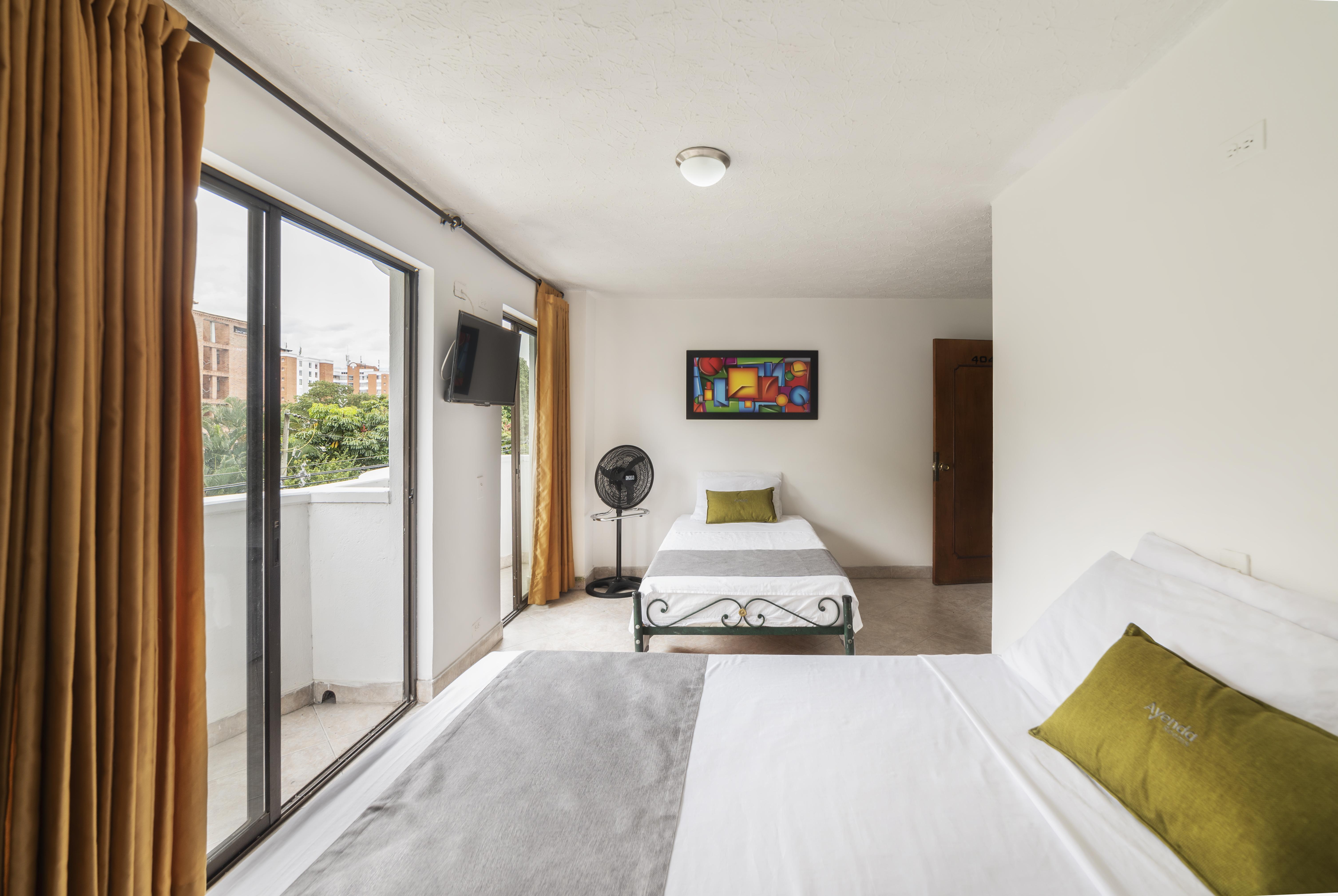 Hotel Balcones Del Estadio Меделин Екстериор снимка