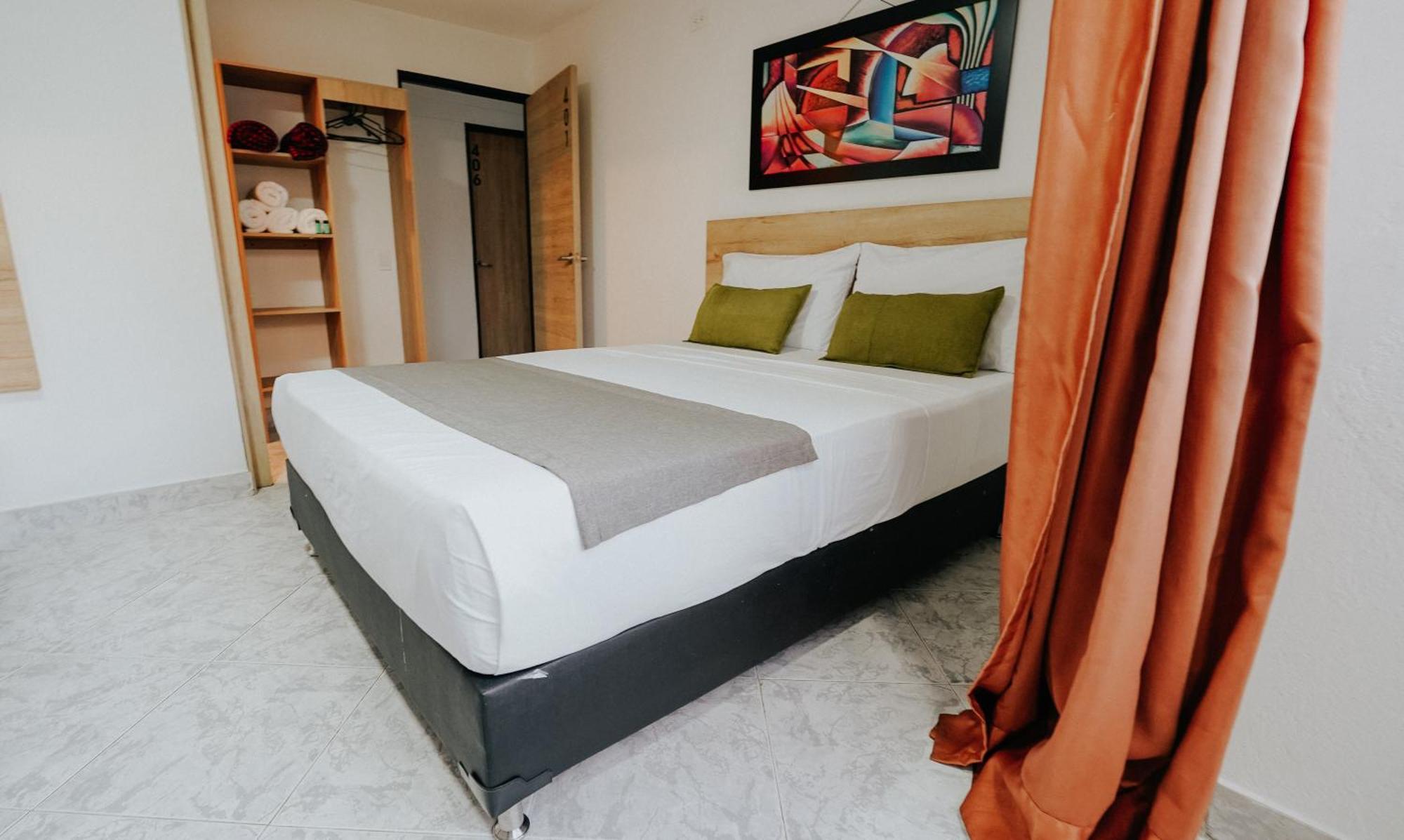Hotel Balcones Del Estadio Меделин Екстериор снимка