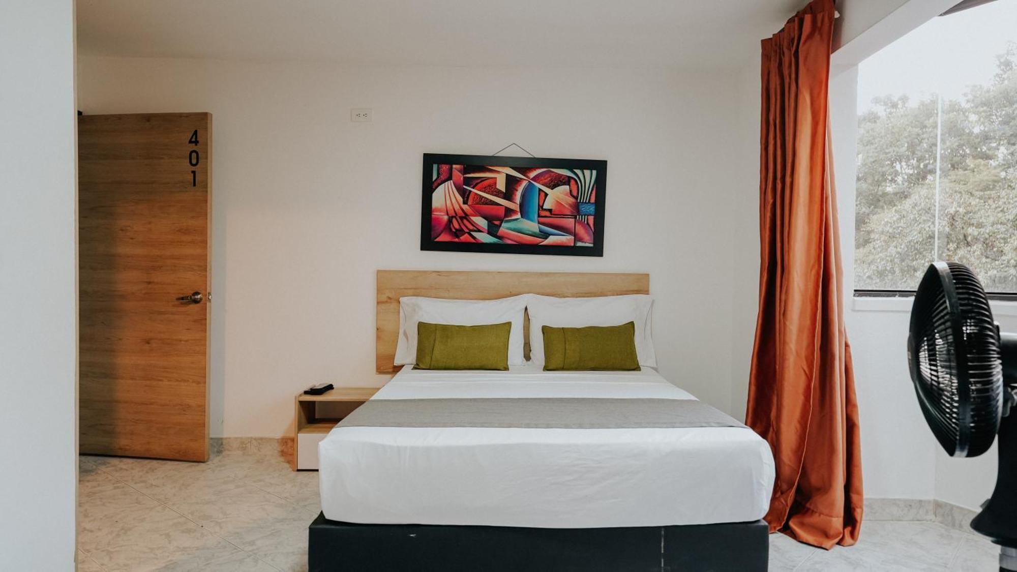 Hotel Balcones Del Estadio Меделин Екстериор снимка