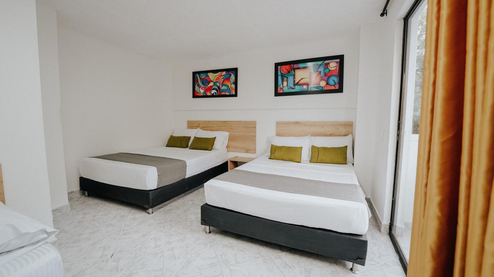 Hotel Balcones Del Estadio Меделин Екстериор снимка
