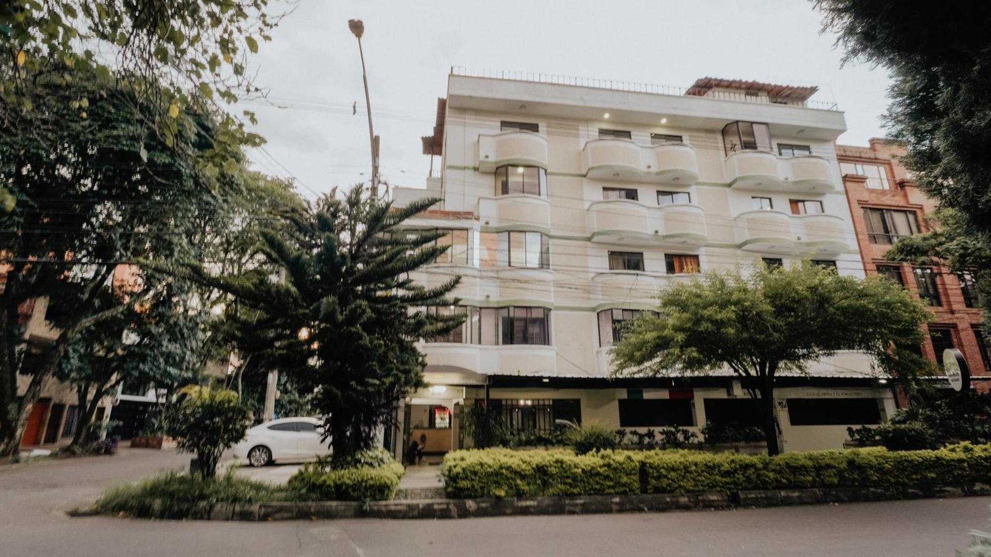 Hotel Balcones Del Estadio Меделин Екстериор снимка