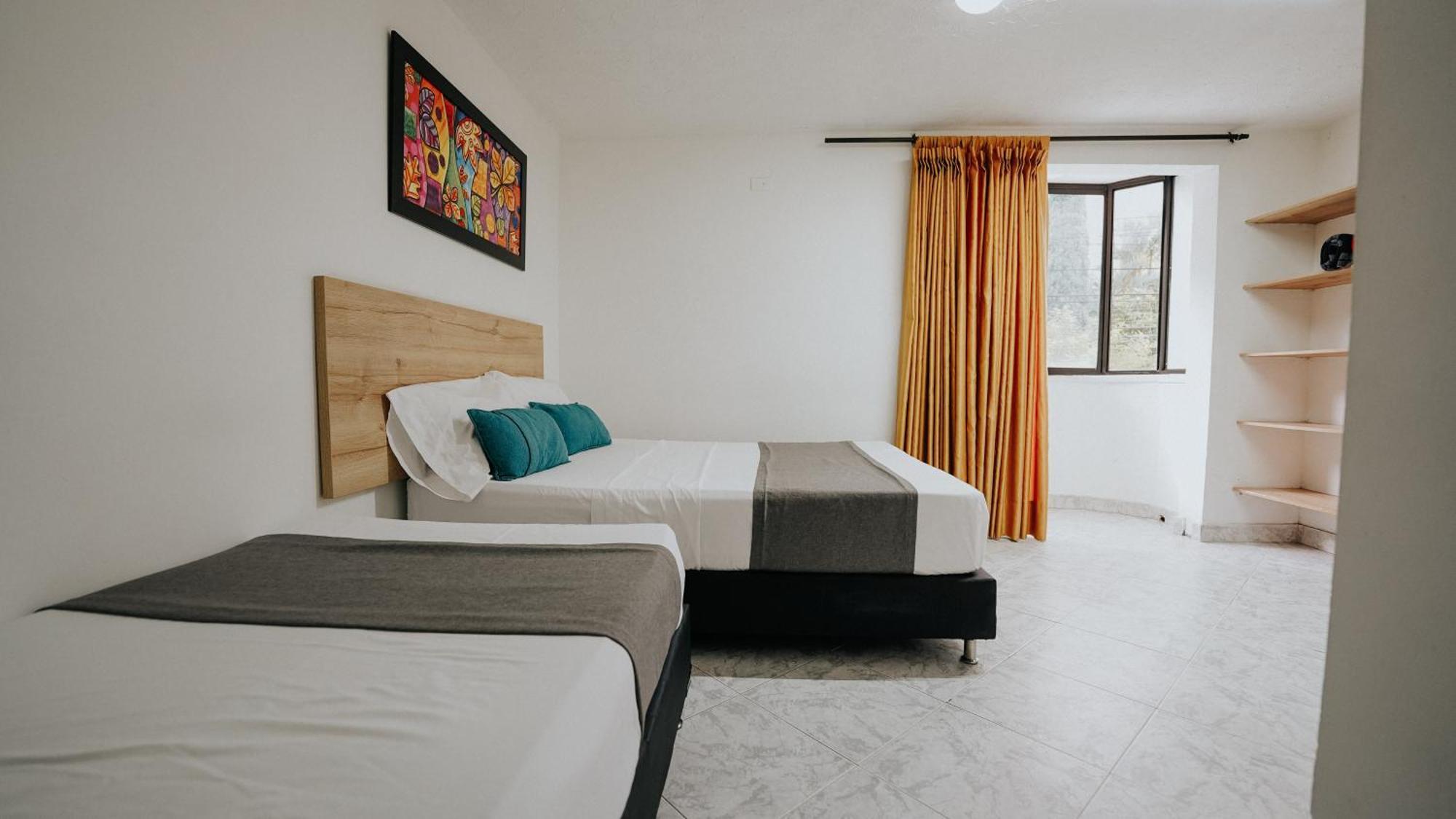 Hotel Balcones Del Estadio Меделин Екстериор снимка